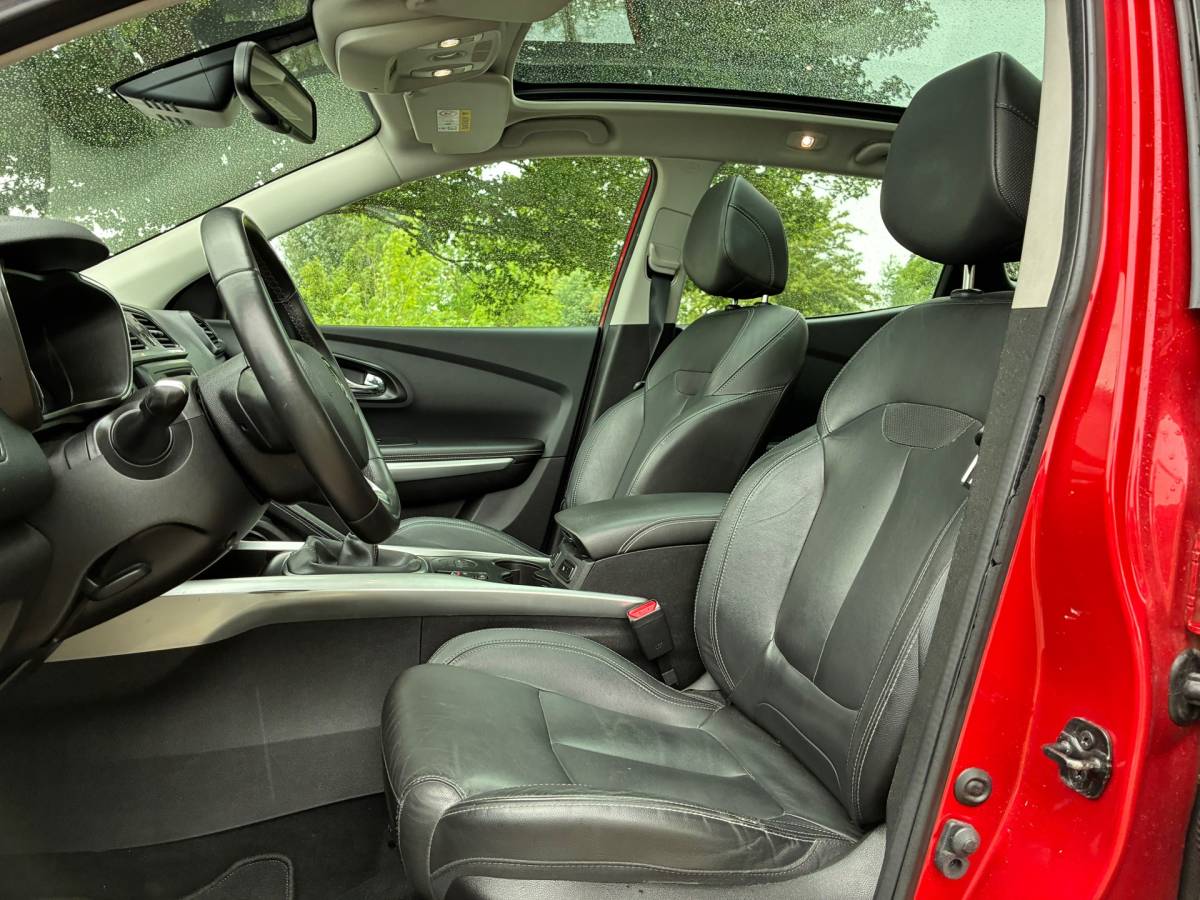 Renault Kadjar Renault Kadjar 1.2 TCe Bose | Leder + Pano + Key-less + Clima nu € 9.750,-!!!
