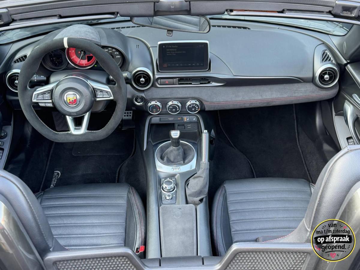 Fiat 124 Spider Abarth 124 Spider 1.4 MultiAir Turbo| Als Nieuw+Historie