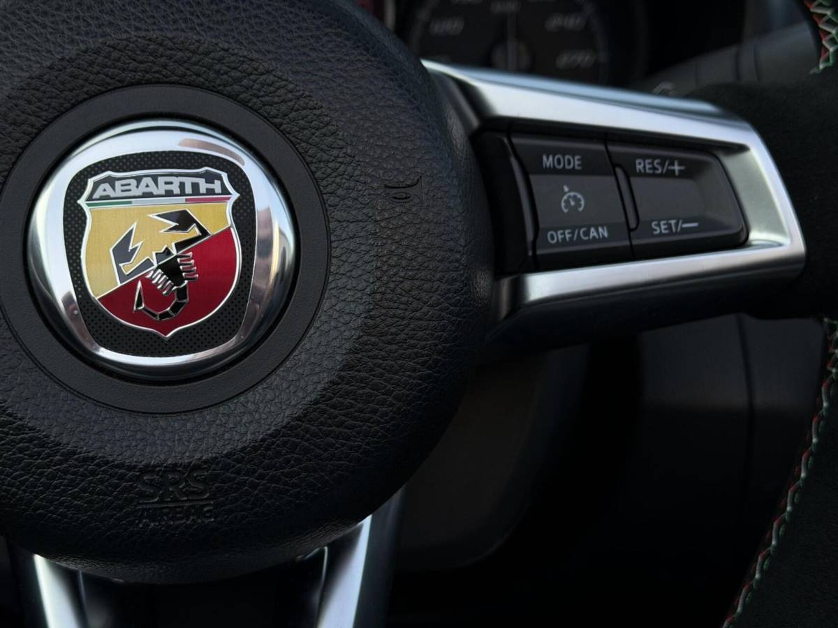 Fiat 124 Spider Abarth 124 Spider 1.4 MultiAir Turbo| Als Nieuw+Historie