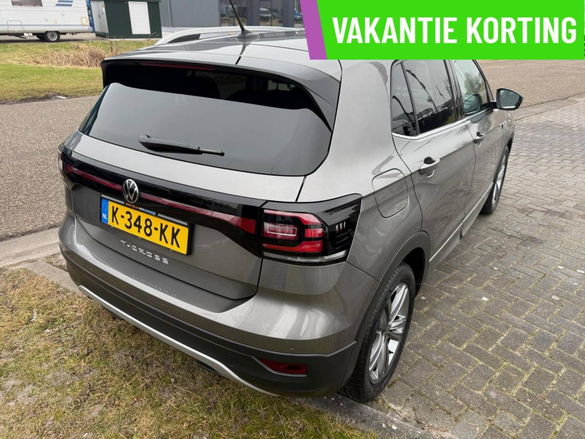 Volkswagen T-Cross Volkswagen T-Cross 1.0 TSI Style Business R DSG DIGIDASH,CLIMA,GR NAVI