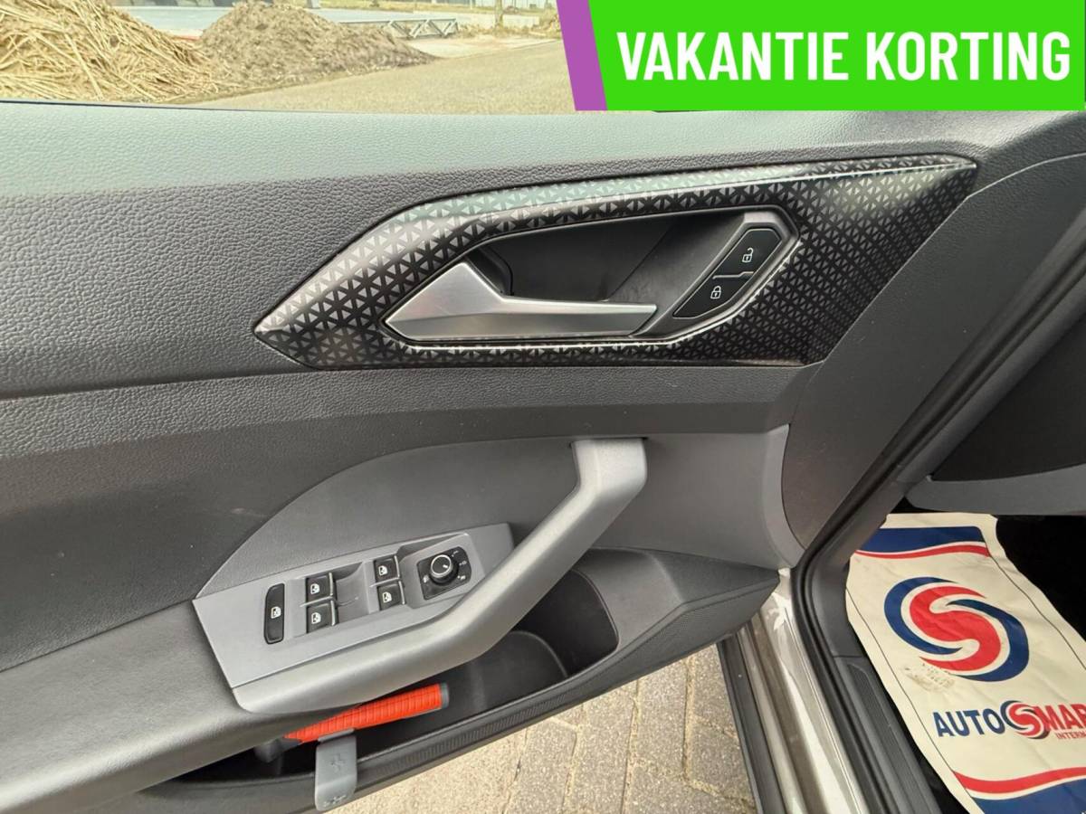 Volkswagen T-Cross Volkswagen T-Cross 1.0 TSI Style Business R DSG DIGIDASH,CLIMA,GR NAVI