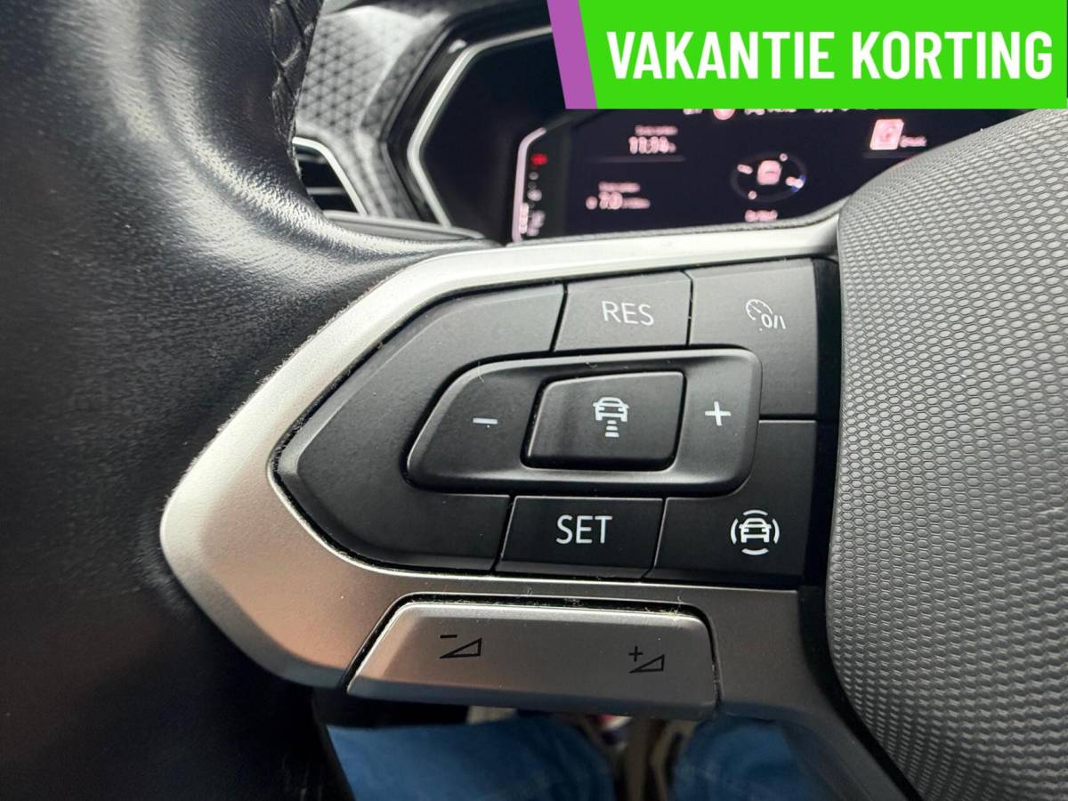 Volkswagen T-Cross Volkswagen T-Cross 1.0 TSI Style Business R DSG DIGIDASH,CLIMA,GR NAVI