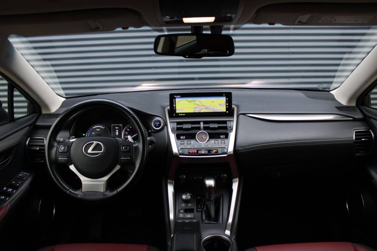 Lexus NX Lexus NX 300h AWD Luxury Line Leer Full-Led