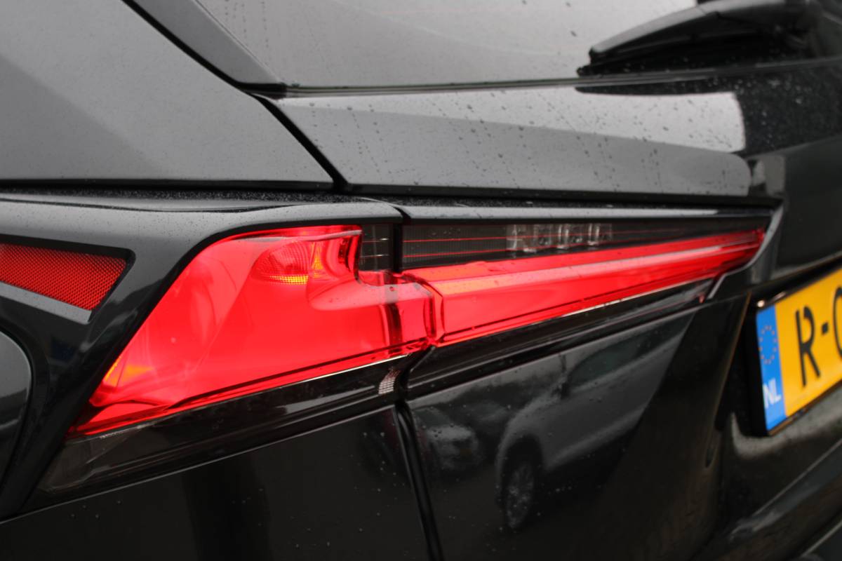 Lexus NX Lexus NX 300h AWD Luxury Line Leer Full-Led