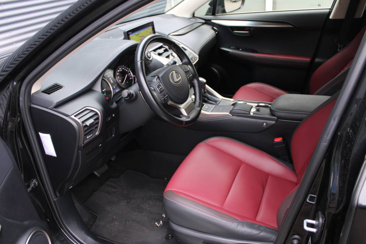 Lexus NX Lexus NX 300h AWD Luxury Line Leer Full-Led