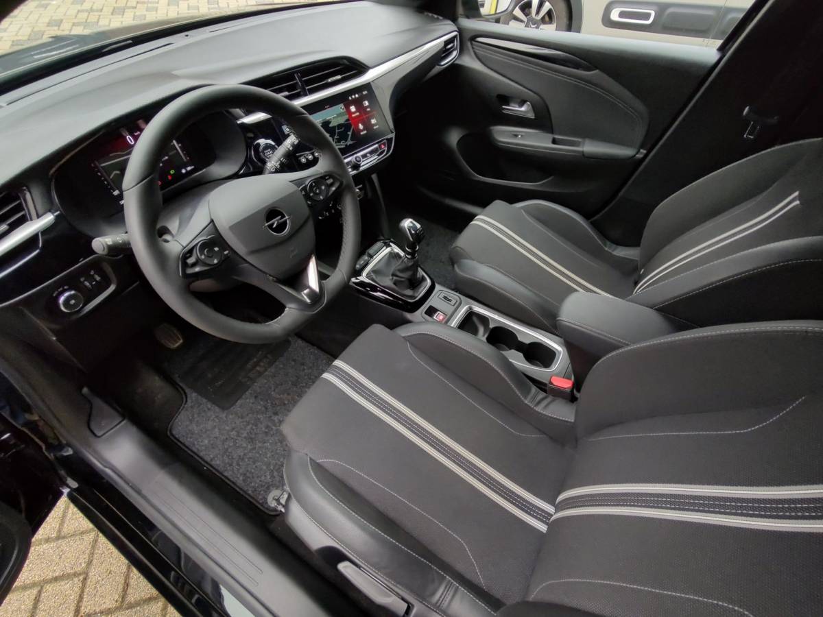 Opel Corsa Opel Corsa 1.2 Turbo GS 100PK Led Camera Navigatie Android Carplay Keyless Dodehoek Detectie