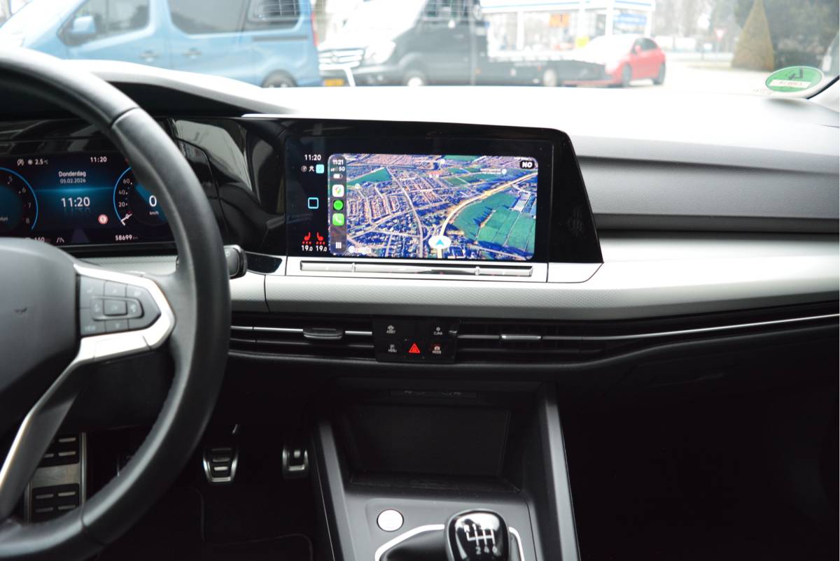 Volkswagen Golf Volkswagen Golf 1.5 TSI 150PK Move Executive | LED | StoelVW | Navi | CarPlay |