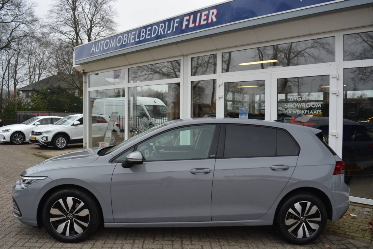 Volkswagen Golf Volkswagen Golf 1.5 TSI 150PK Move Executive | LED | StoelVW | Navi | CarPlay |