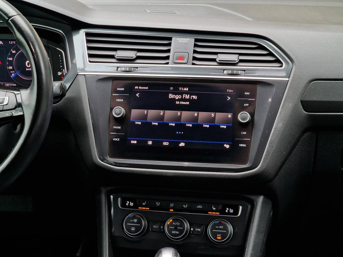 Volkswagen Tiguan Allspace Volkswagen Tiguan Allspace 1.5 TSI Highline Business R – Line 7-persoons|Clima|Led|Camera|Black-edition|NL-Auto|20-inch|