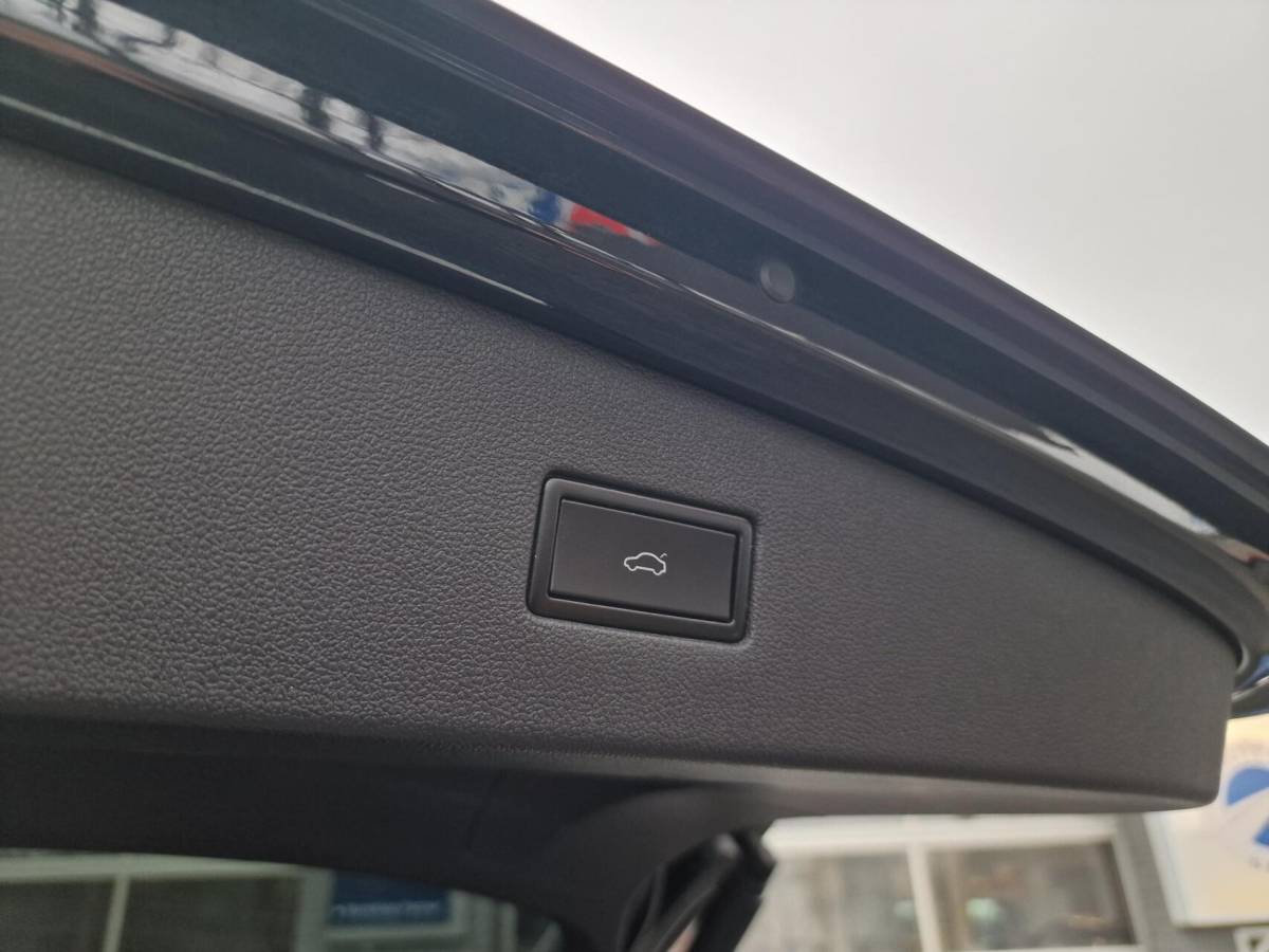 Volkswagen Tiguan Allspace Volkswagen Tiguan Allspace 1.5 TSI Highline Business R – Line 7-persoons|Clima|Led|Camera|Black-edition|NL-Auto|20-inch|