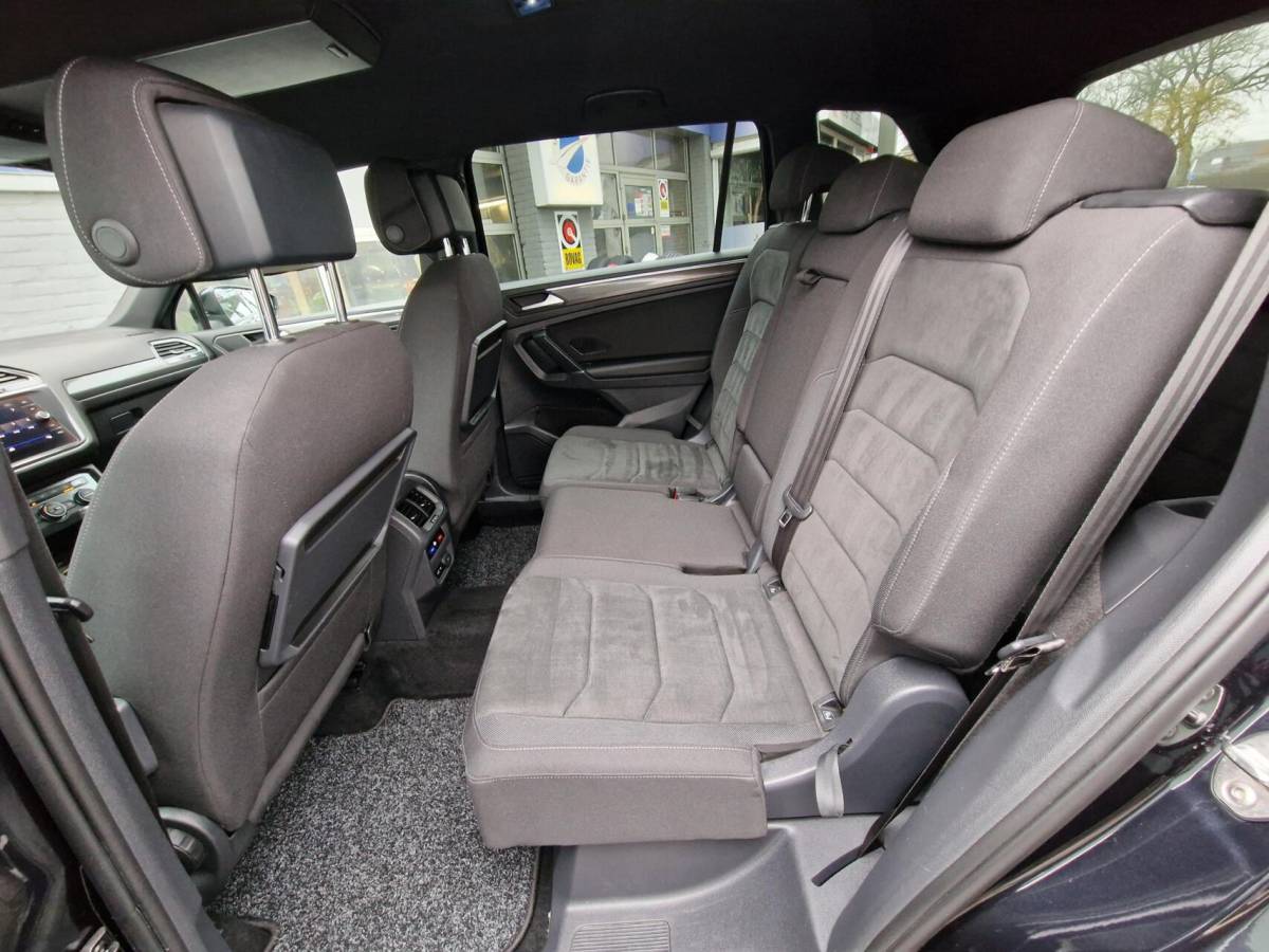 Volkswagen Tiguan Allspace Volkswagen Tiguan Allspace 1.5 TSI Highline Business R – Line 7-persoons|Clima|Led|Camera|Black-edition|NL-Auto|20-inch|
