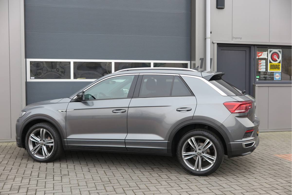 Volkswagen T-Roc Volkswagen T-Roc 1.5 TSI 150pk DSG  Business R-Line Sport Led, Camera , PDC , Virtual cockpit, Navi , Carplay, DAB+ Electr. achterklep