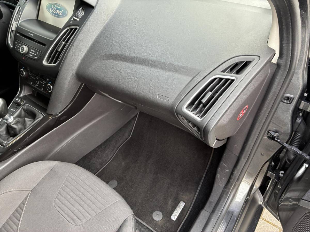 Ford Focus Ford Focus Wagon 1.0 Ecoboost Titanium | CLIMA | NAVI | NIEUWE MOTOR!!!