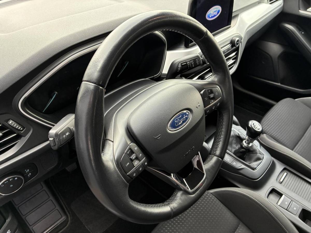 Ford Focus Ford Focus 1.0 EcoBoost 125 PK Titanium Business | CARPLAY | NAVI | CLIMA | WINTER PAKKET | 121000 KM!!!