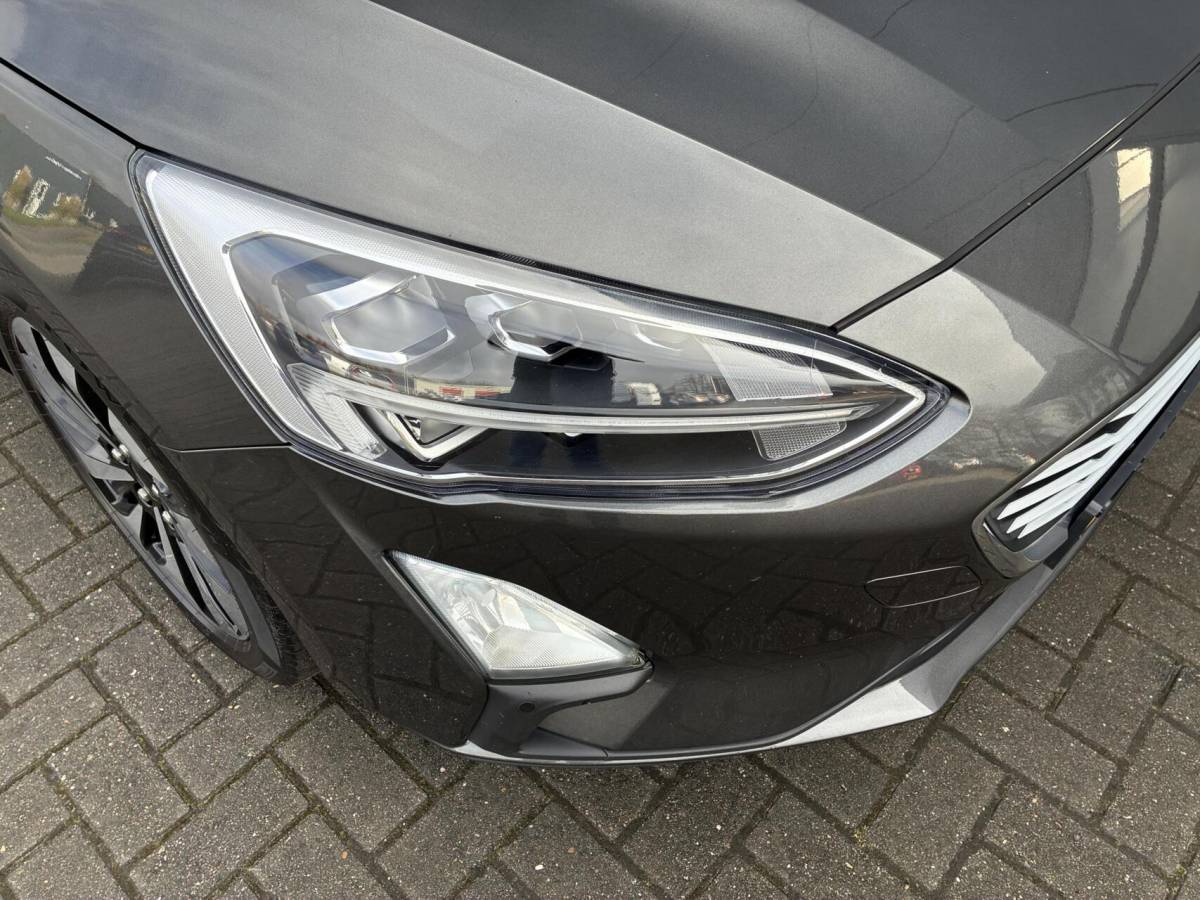 Ford Focus Ford Focus 1.0 EcoBoost 125 PK Titanium Business | CARPLAY | NAVI | CLIMA | WINTER PAKKET | 121000 KM!!!