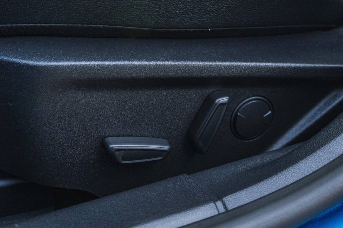 Ford Focus Ford FOCUS 1.5 EcoBoost ST Line X / Automaat / Pano / Winter pack!