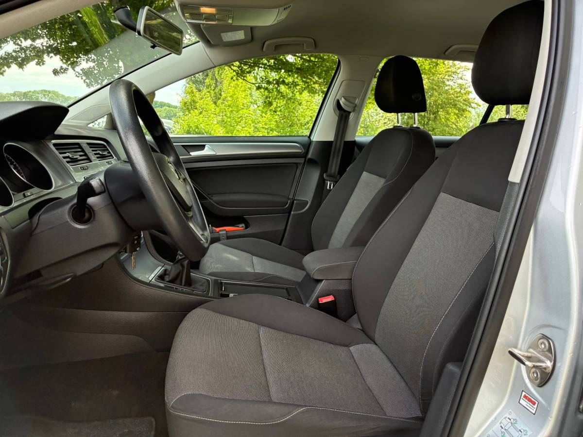 Volkswagen Golf Volkswagen Golf 1.2 TSI Trendline | Airco + Navi nu € 8.975,-!!