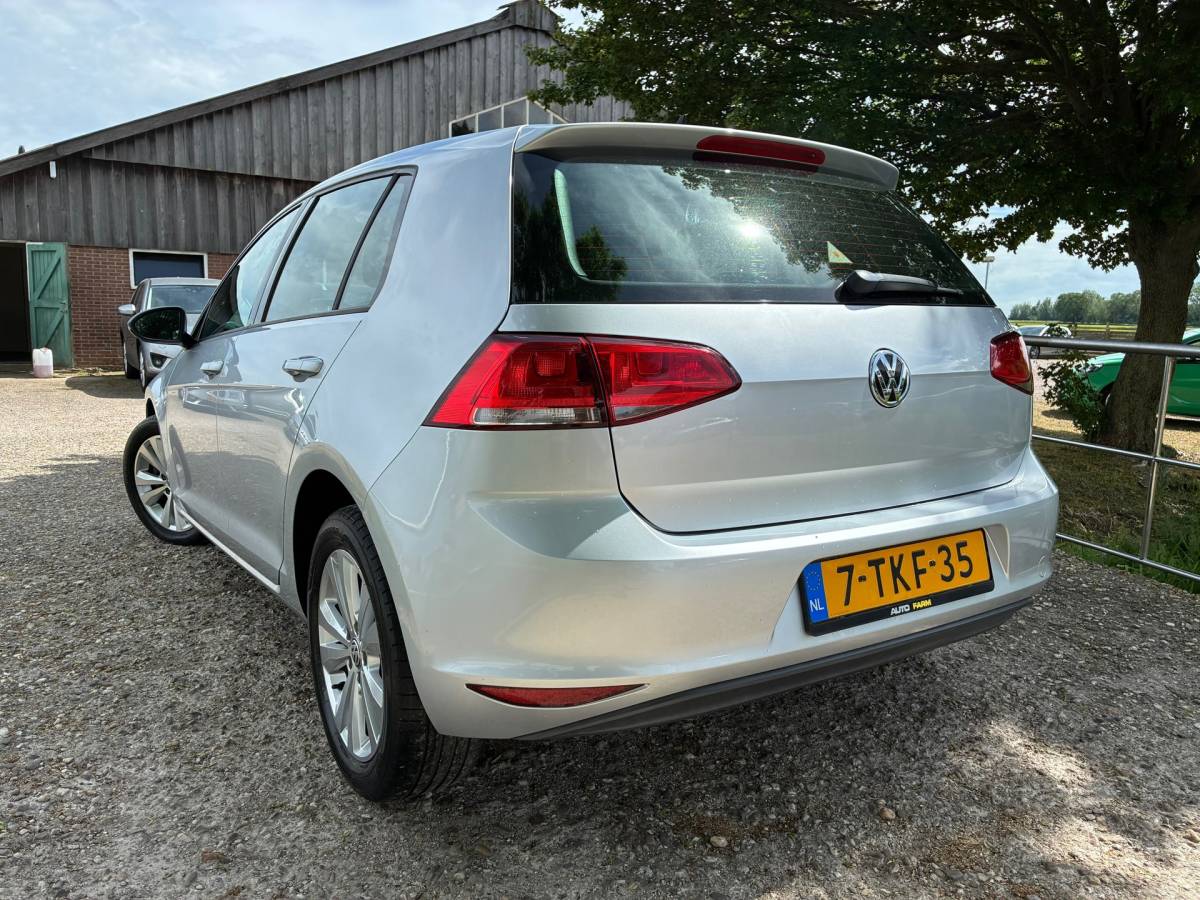Volkswagen Golf Volkswagen Golf 1.2 TSI Trendline | Airco + Navi nu € 8.975,-!!