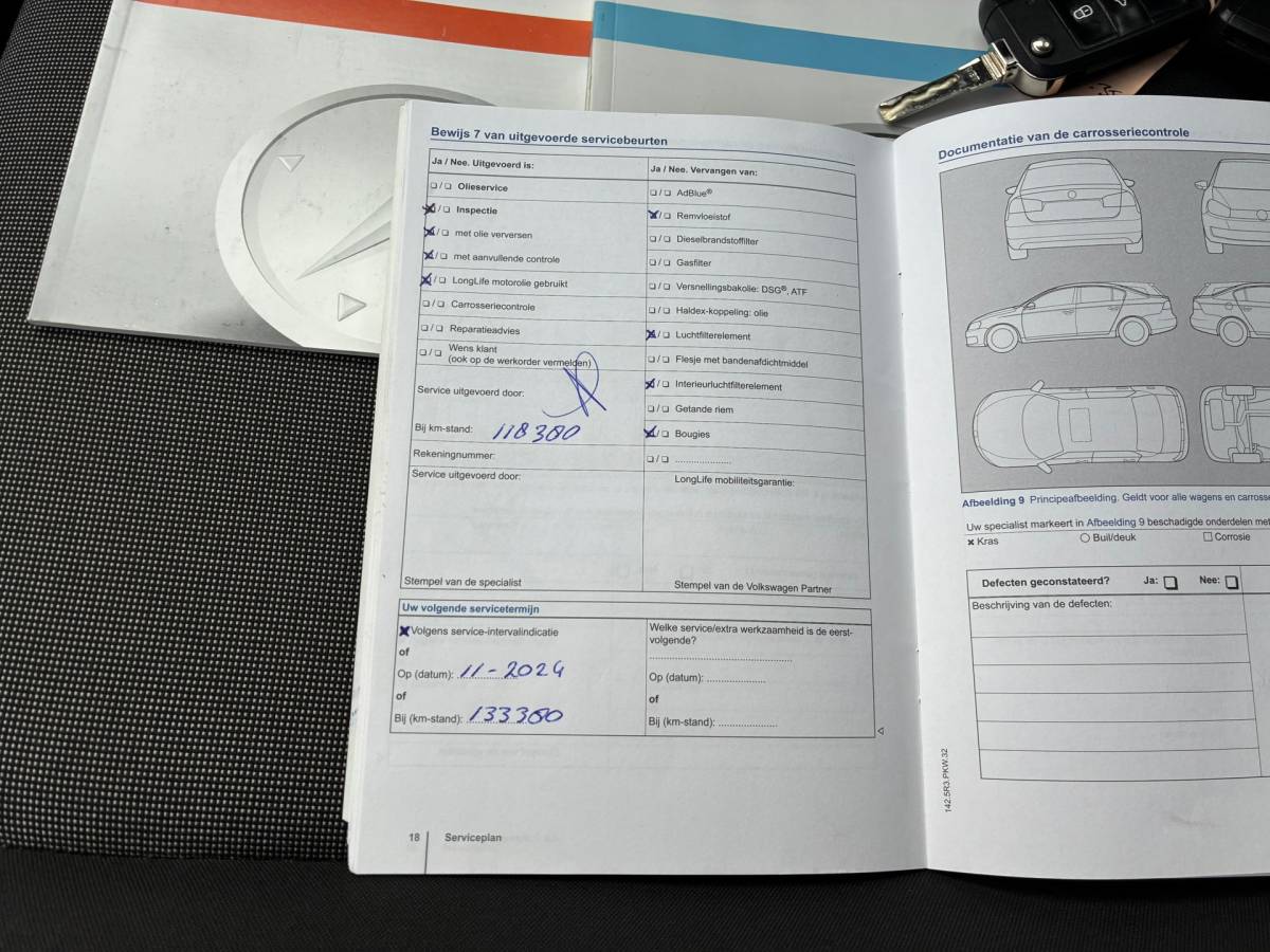 Volkswagen Golf Volkswagen Golf 1.2 TSI Trendline | Airco + Navi nu € 8.975,-!!