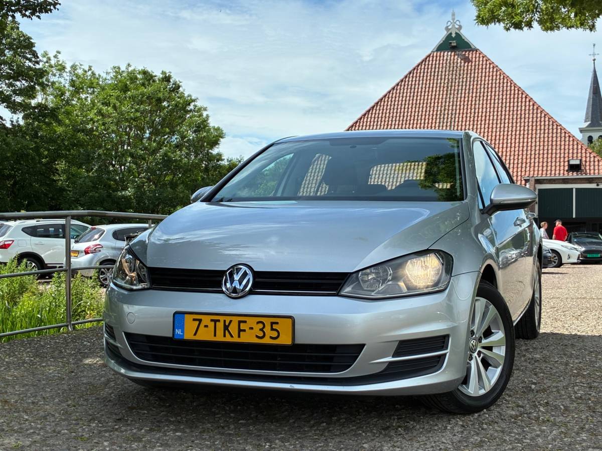 Volkswagen Golf Volkswagen Golf 1.2 TSI Trendline | Airco + Navi nu € 8.975,-!!