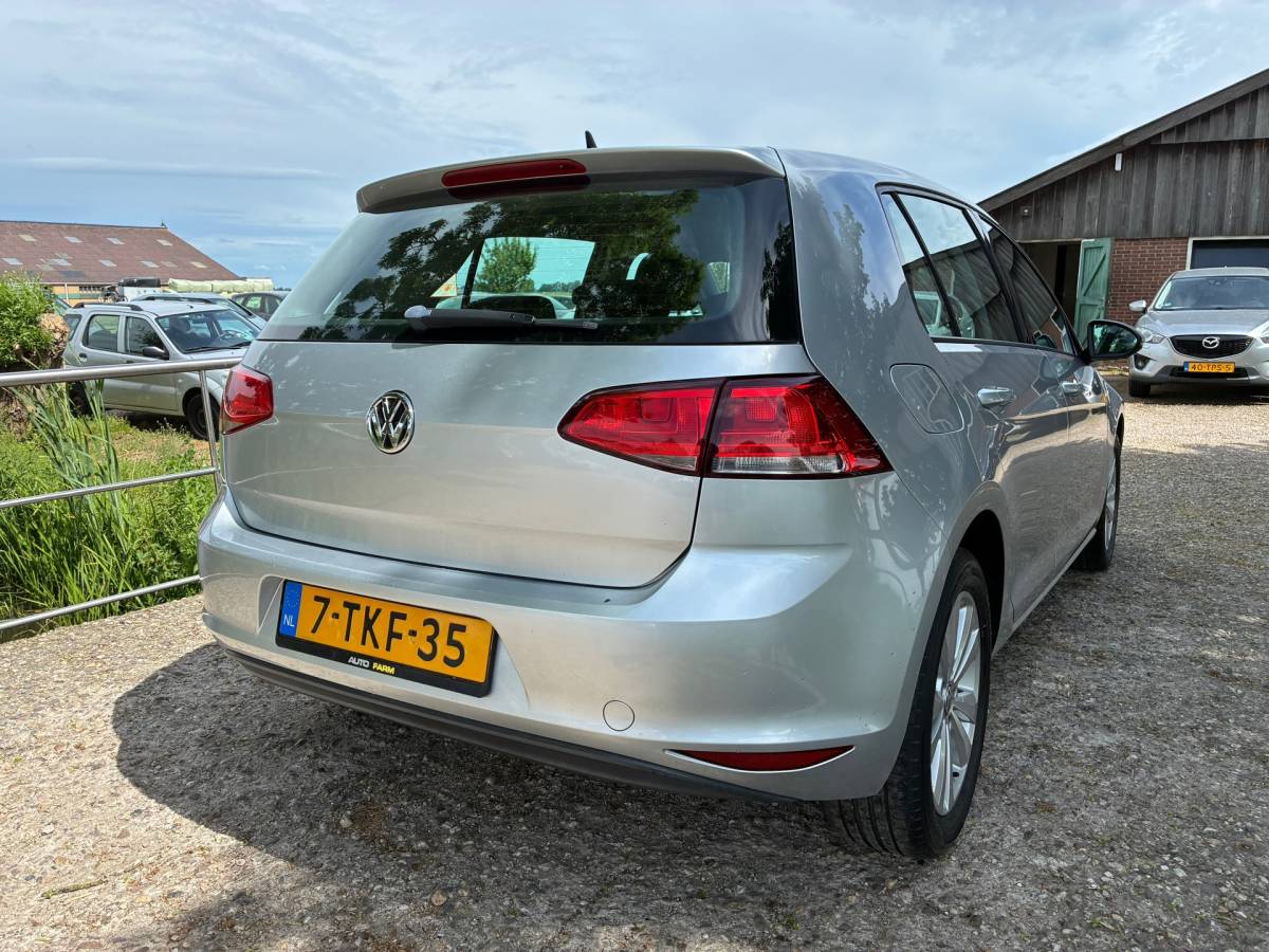Volkswagen Golf Volkswagen Golf 1.2 TSI Trendline | Airco + Navi nu € 8.975,-!!