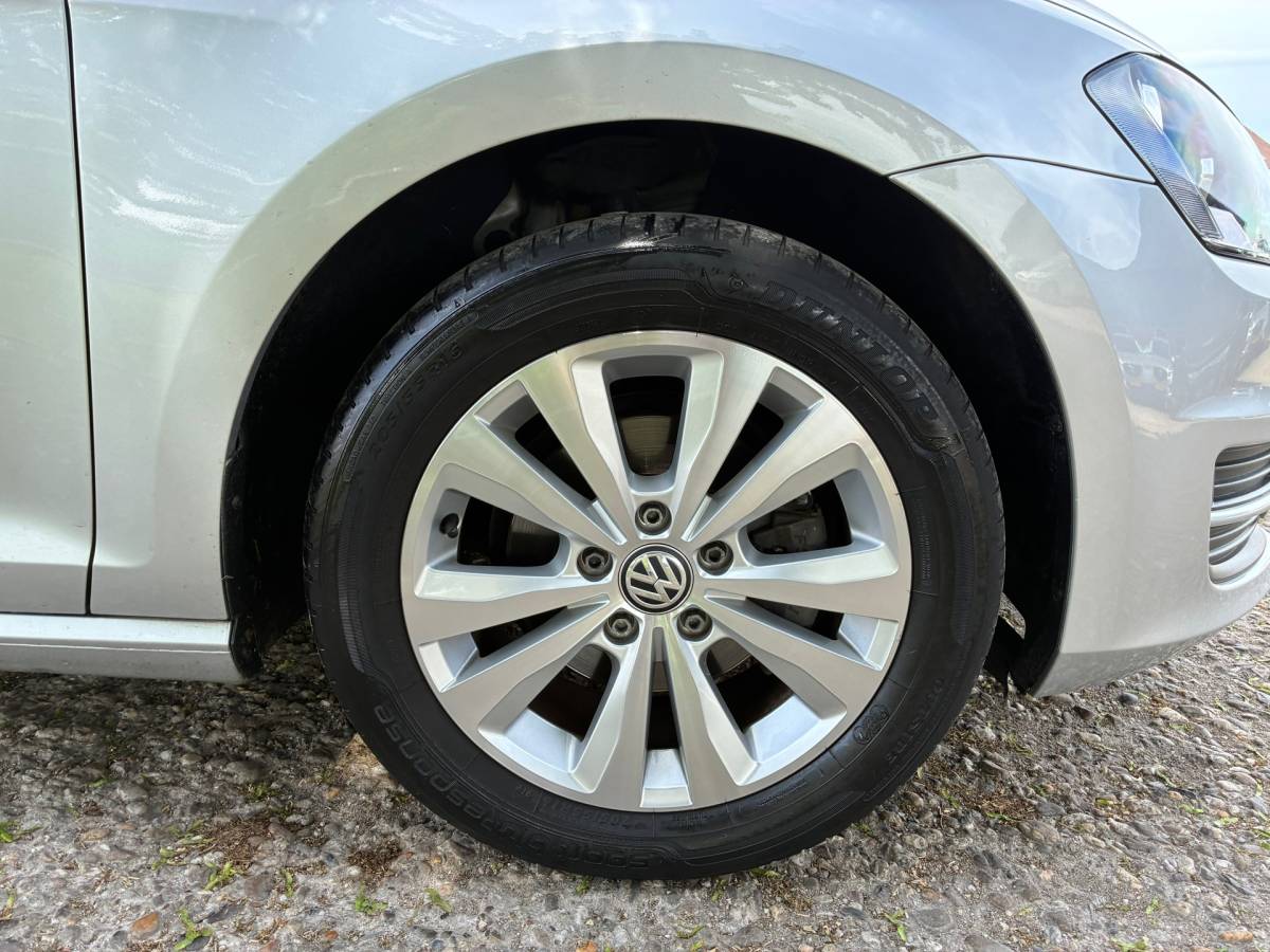 Volkswagen Golf Volkswagen Golf 1.2 TSI Trendline | Airco + Navi nu € 8.975,-!!