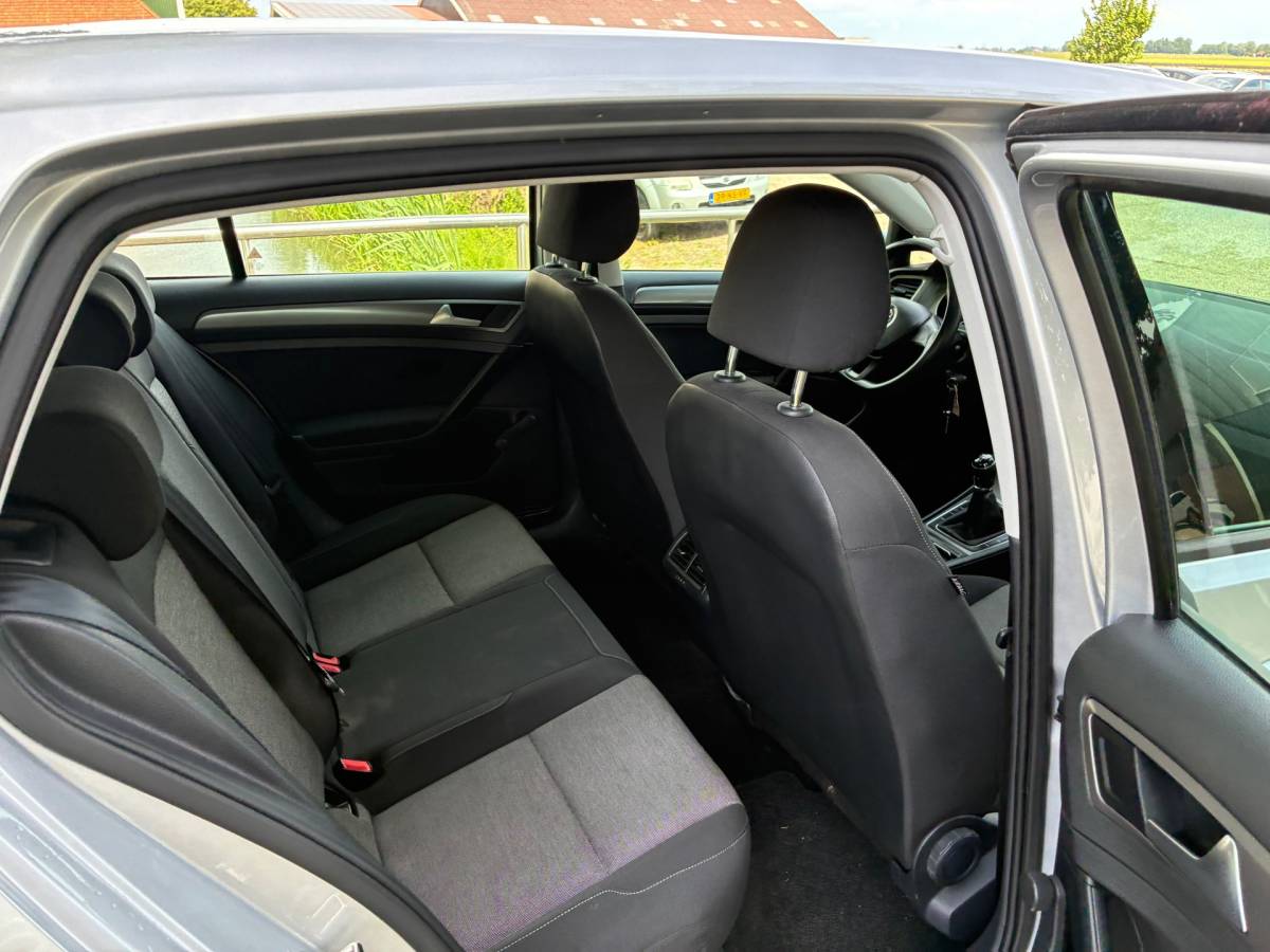 Volkswagen Golf Volkswagen Golf 1.2 TSI Trendline | Airco + Navi nu € 8.975,-!!