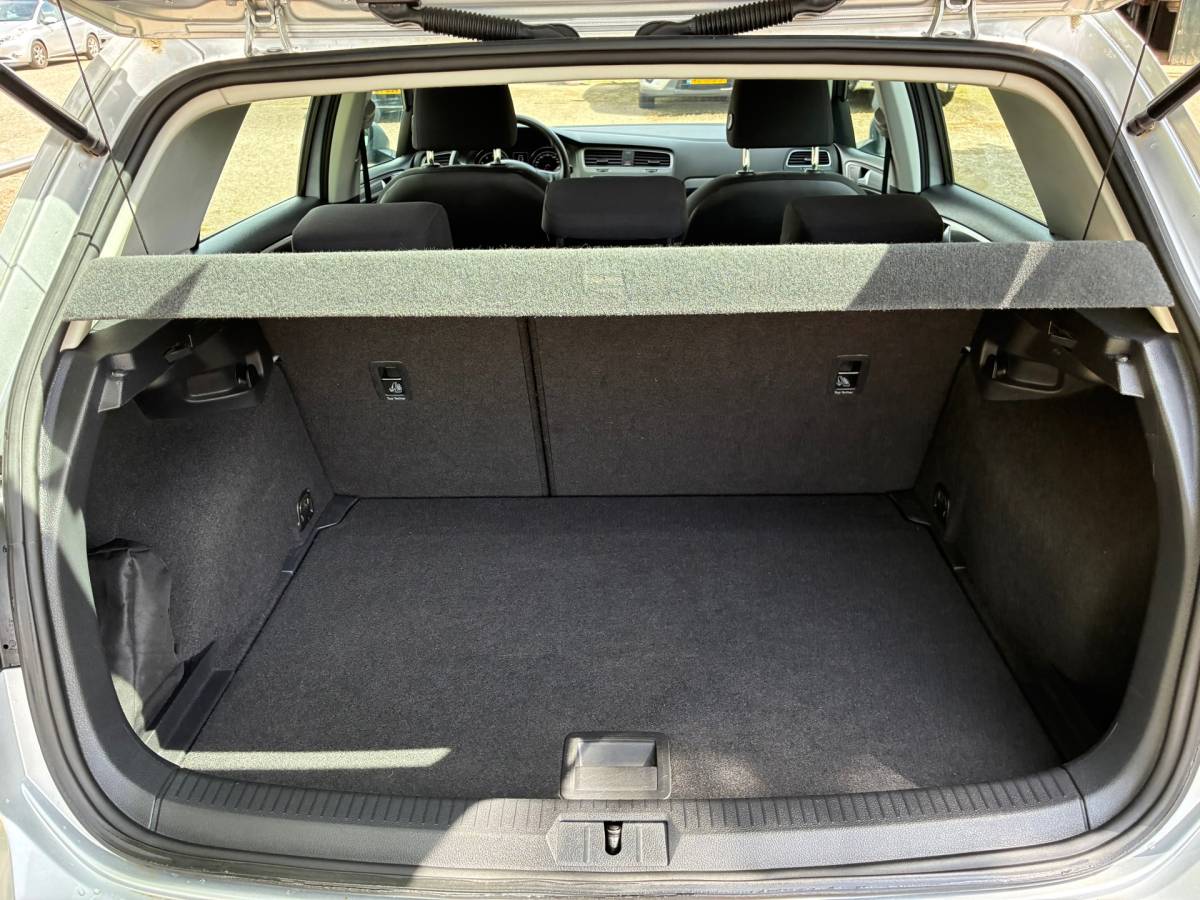 Volkswagen Golf Volkswagen Golf 1.2 TSI Trendline | Airco + Navi nu € 8.975,-!!