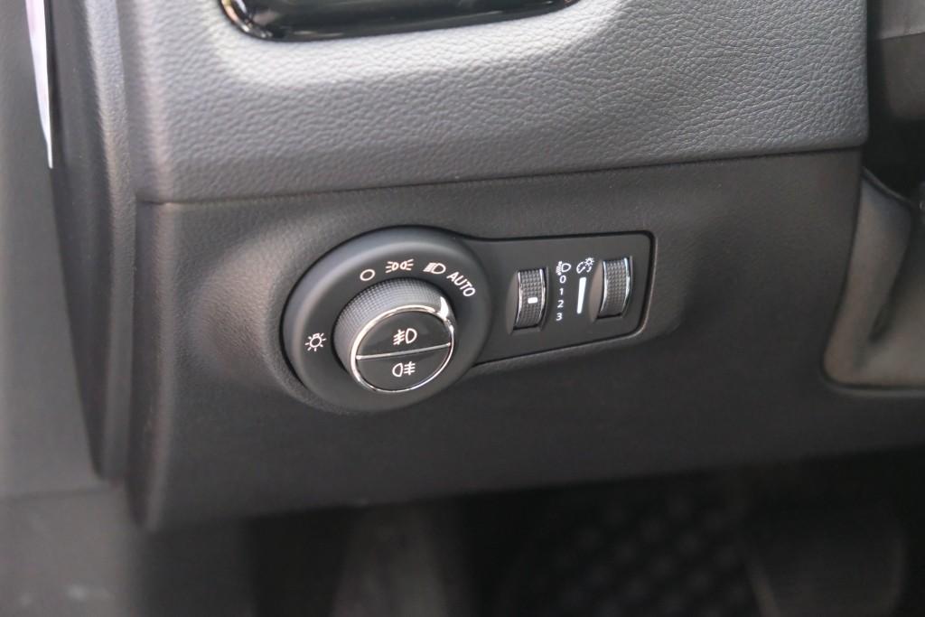 Jeep Compass Jeep Compass 1.4 MultiAir 170pk 4×4 Aut. Limited | Navi | App Connect | Winter Pack | Leather Pack | Keyless | Beats Audio | Camera