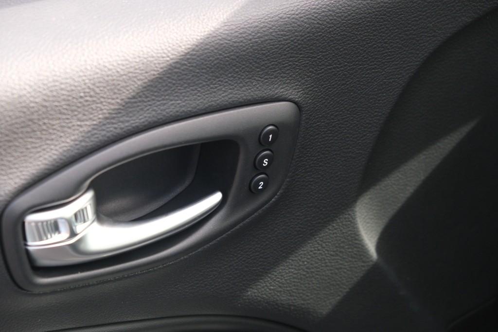 Jeep Compass Jeep Compass 1.4 MultiAir 170pk 4×4 Aut. Limited | Navi | App Connect | Winter Pack | Leather Pack | Keyless | Beats Audio | Camera