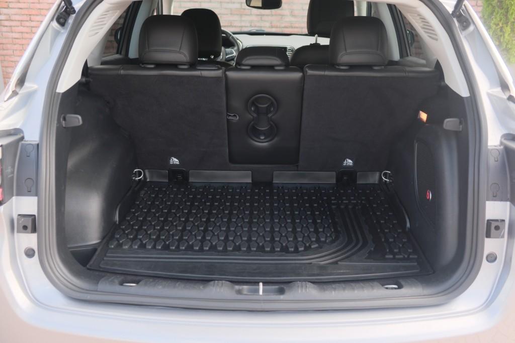 Jeep Compass Jeep Compass 1.4 MultiAir 170pk 4×4 Aut. Limited | Navi | App Connect | Winter Pack | Leather Pack | Keyless | Beats Audio | Camera