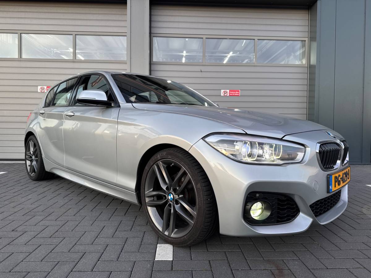 BMW 1 Serie BMW 1-serie 118i Corporate Executive M-Sport NAP