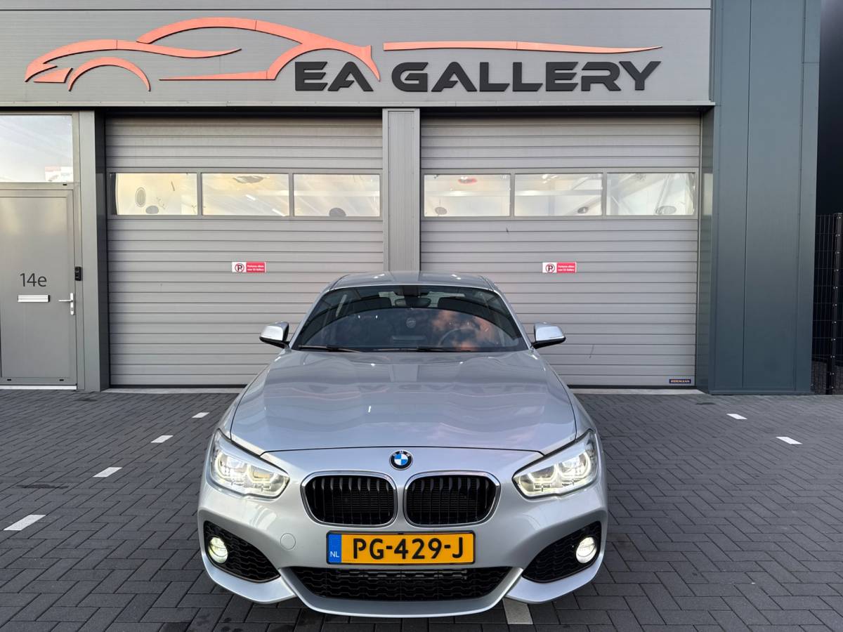 BMW 1 Serie BMW 1-serie 118i Corporate Executive M-Sport NAP