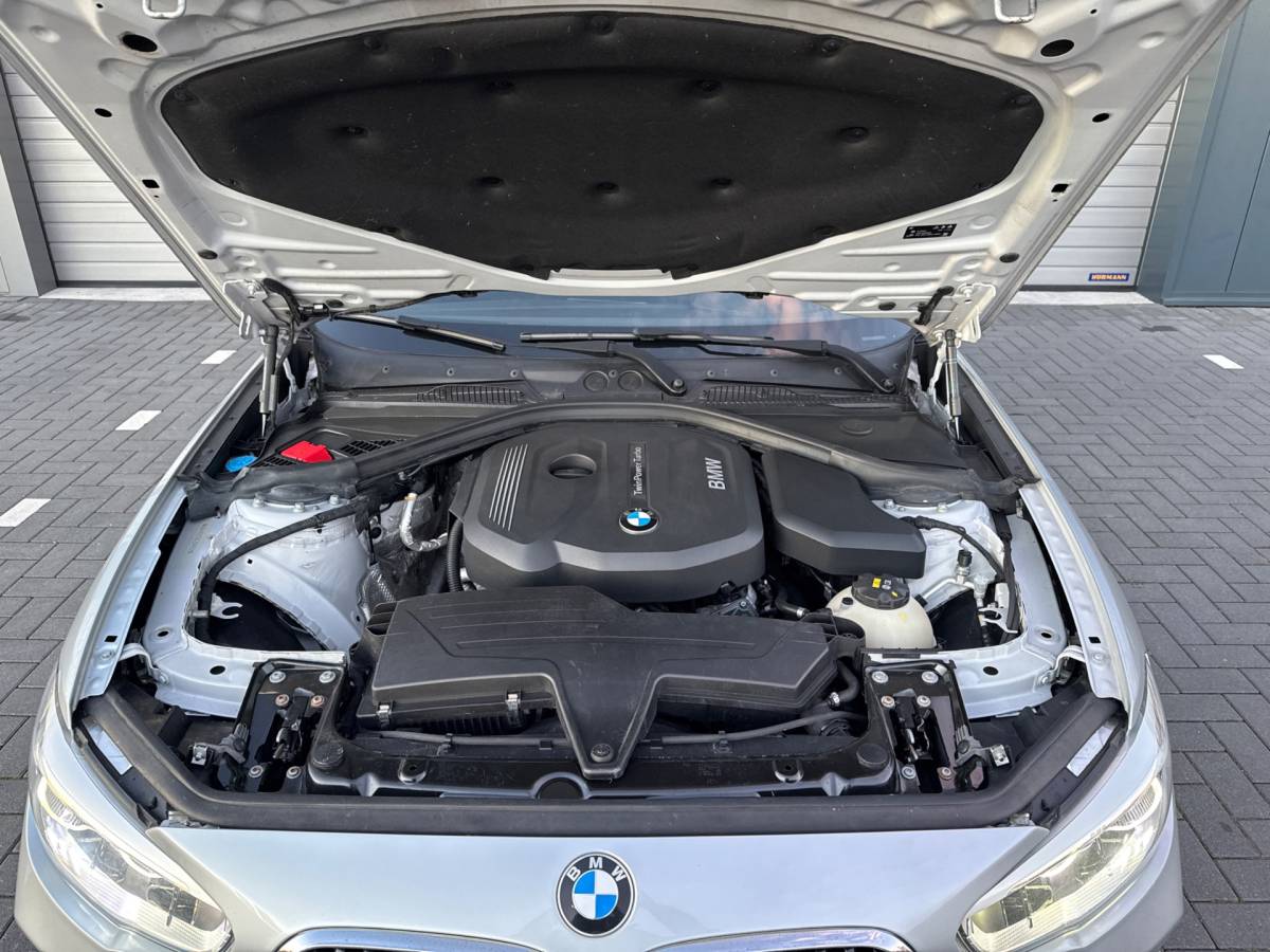BMW 1 Serie BMW 1-serie 118i Corporate Executive M-Sport NAP