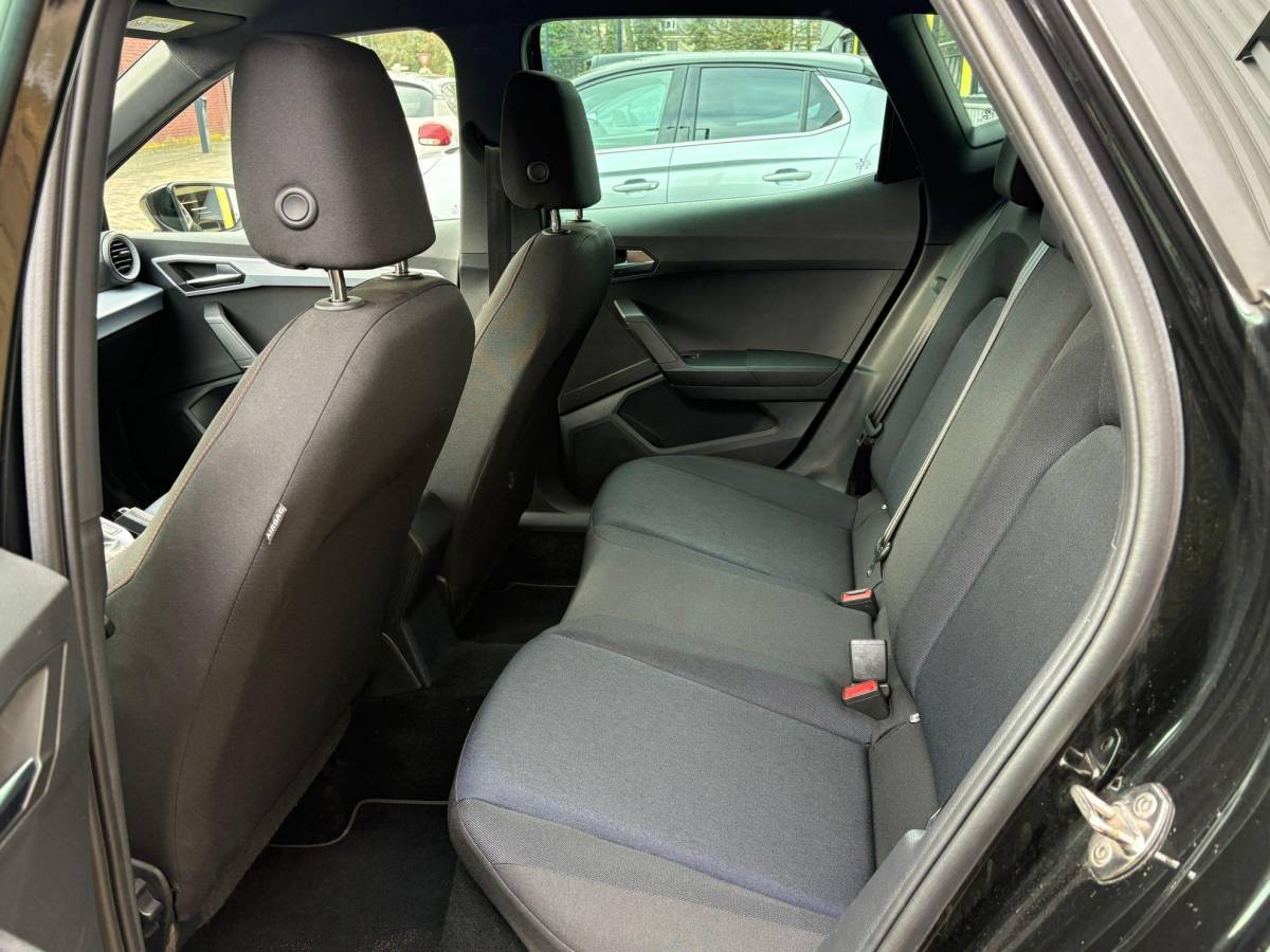 SEAT Arona SEAT Arona 1.0 TSI FR Trekhaak Camera Groot Navischerm Carplay Cruise Led