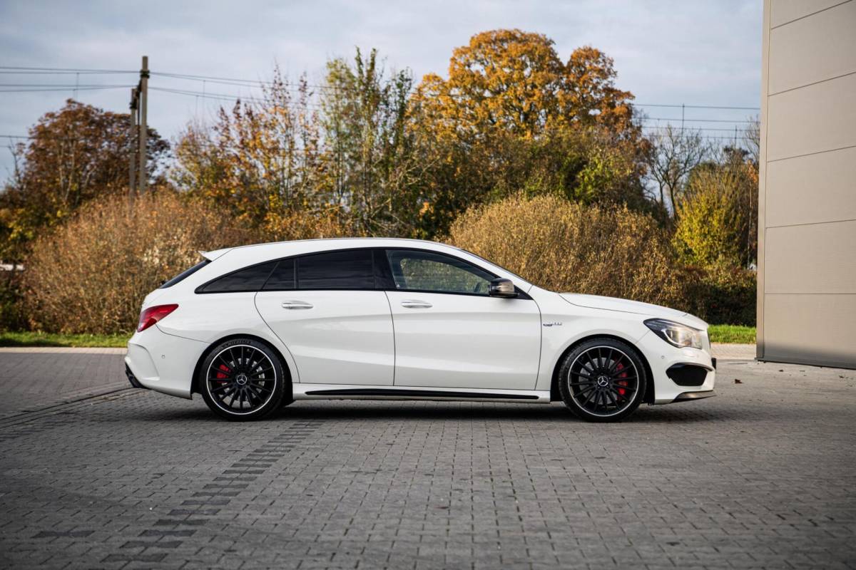 Mercedes-Benz CLA Mercedes CLA 45 AMG 361PK Shooting Brake 4MATIC Xenon Navi Stoelverwarming