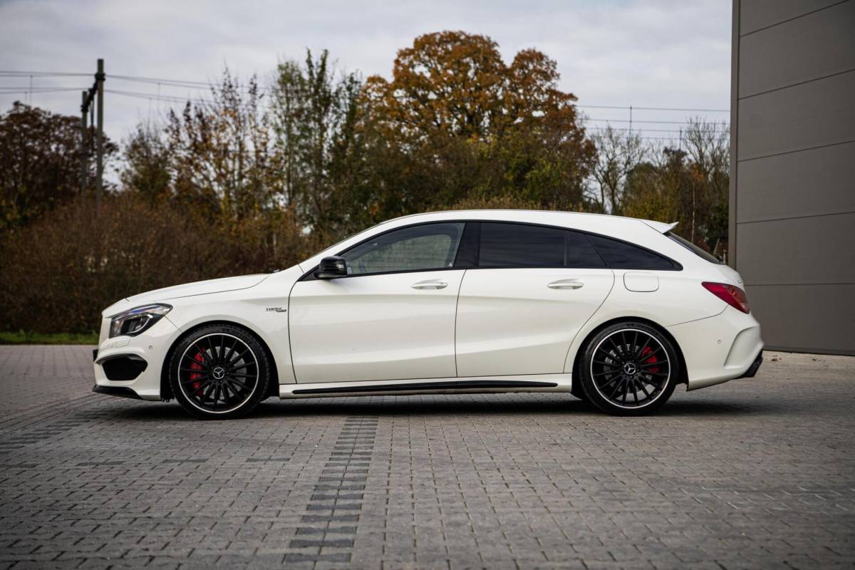 Mercedes-Benz CLA Mercedes CLA 45 AMG 361PK Shooting Brake 4MATIC Xenon Navi Stoelverwarming