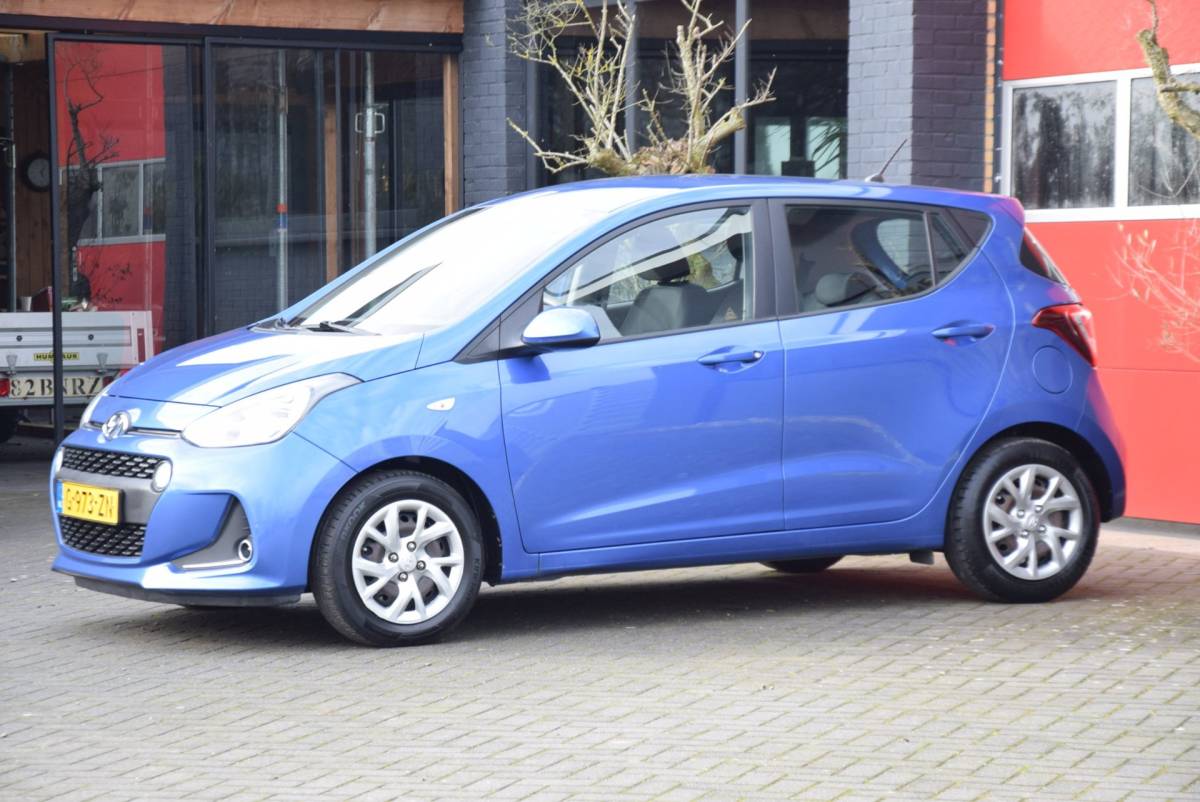 Hyundai i10 Hyundai I10 1.0i Comfort 2018 Cruise control Airco