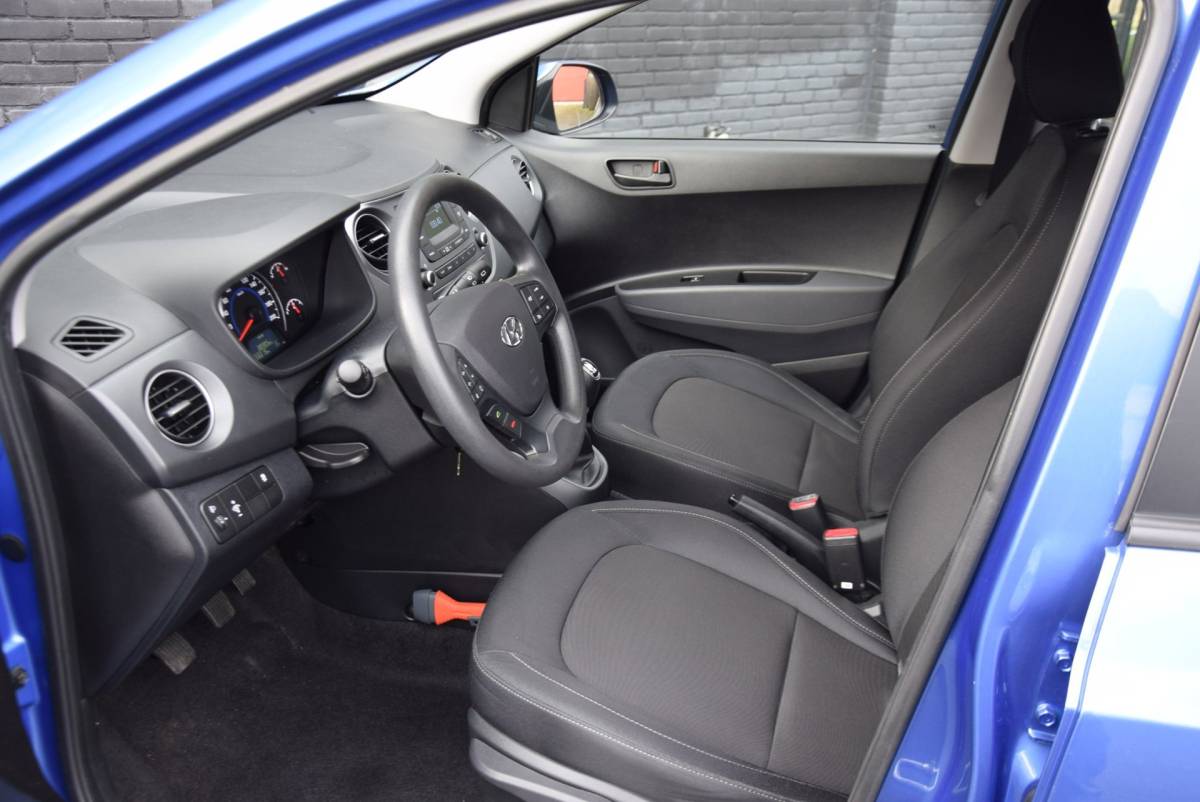 Hyundai i10 Hyundai I10 1.0i Comfort 2018 Cruise control Airco