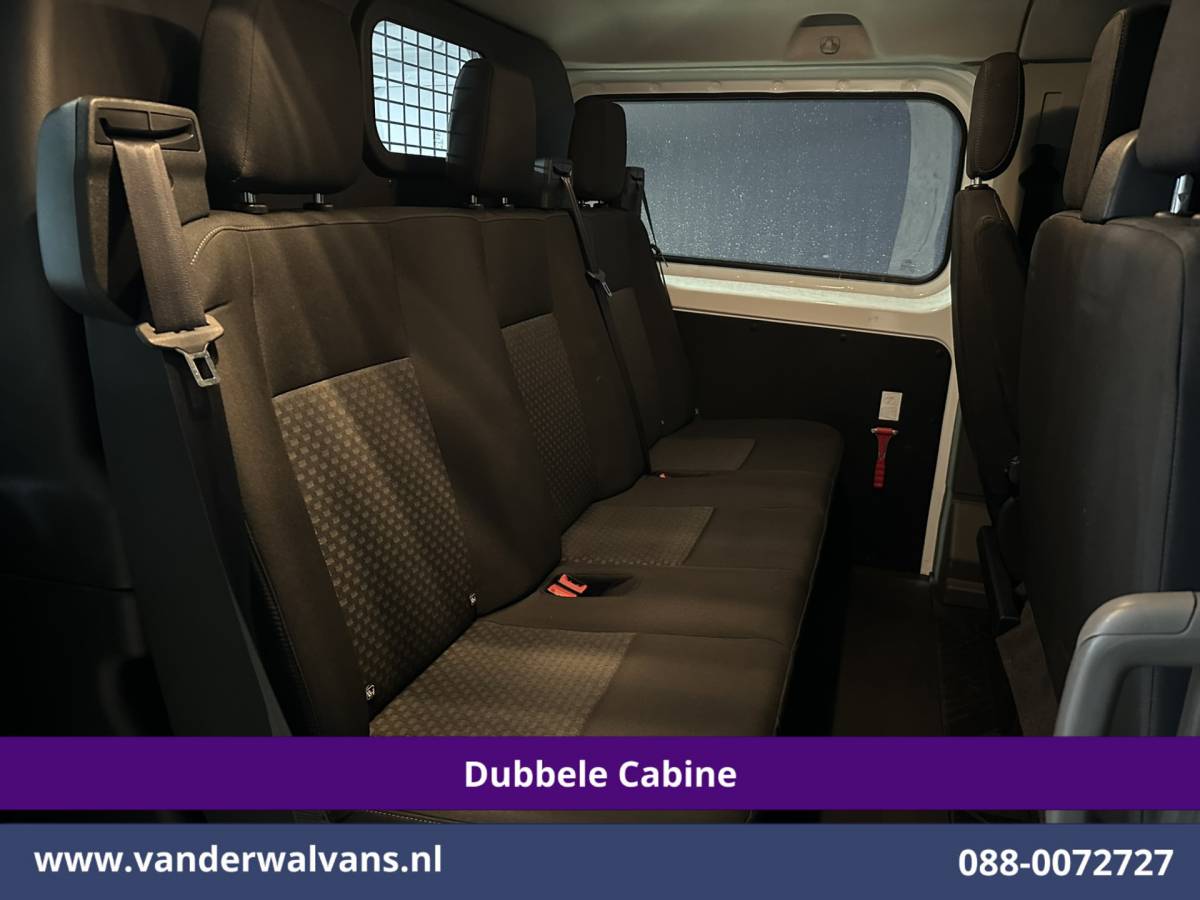 Ford Transit Custom Ford Transit Custom 2.0 TDCI 131pk L2H1 Dubbele Cabine Euro6 Airco | 6-Zits | LED | Cruisecontrol | Parkeersensoren Achterklep, 2800kg trekvermogen