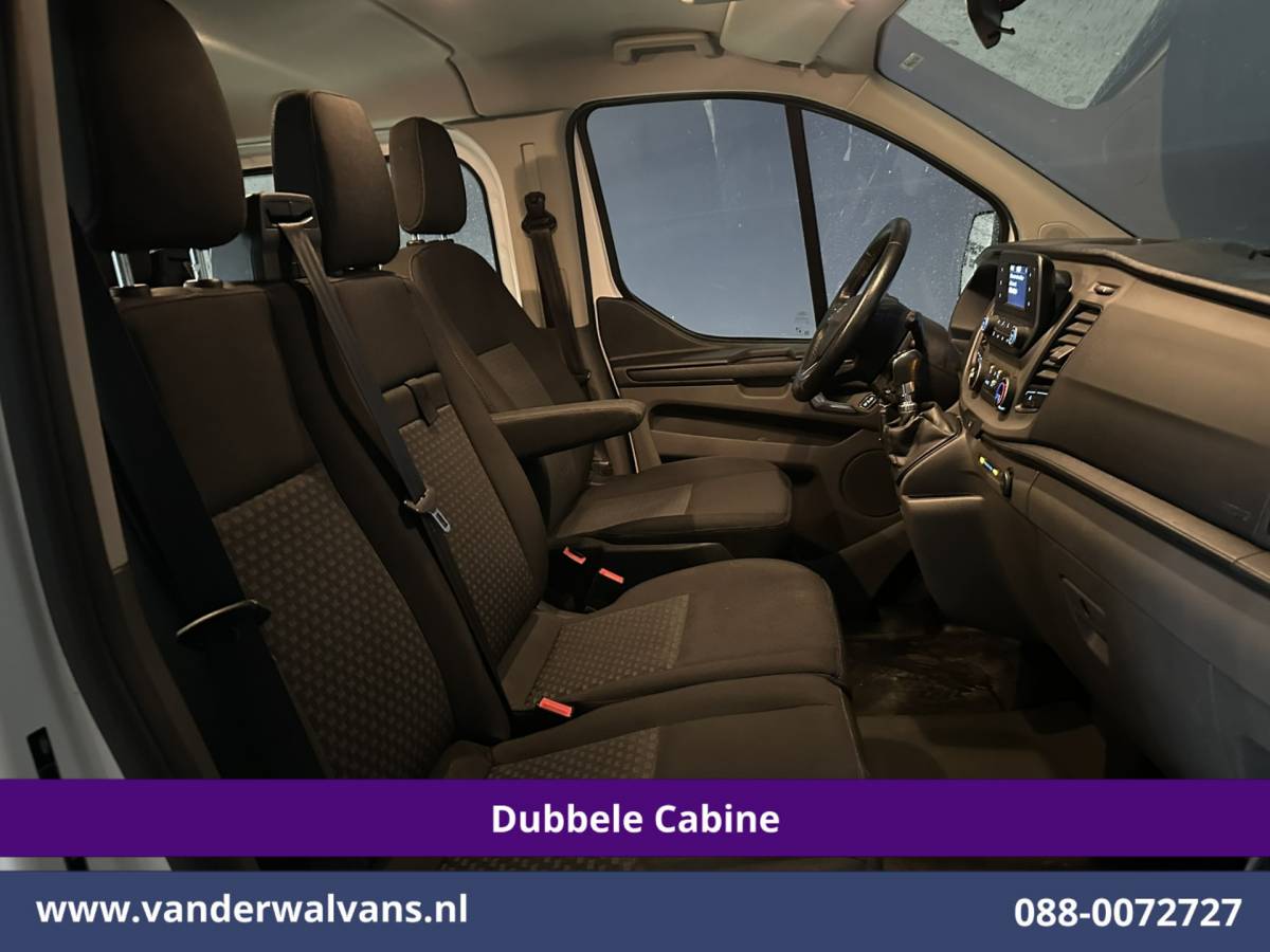 Ford Transit Custom Ford Transit Custom 2.0 TDCI 131pk L2H1 Dubbele Cabine Euro6 Airco | 6-Zits | LED | Cruisecontrol | Parkeersensoren Achterklep, 2800kg trekvermogen
