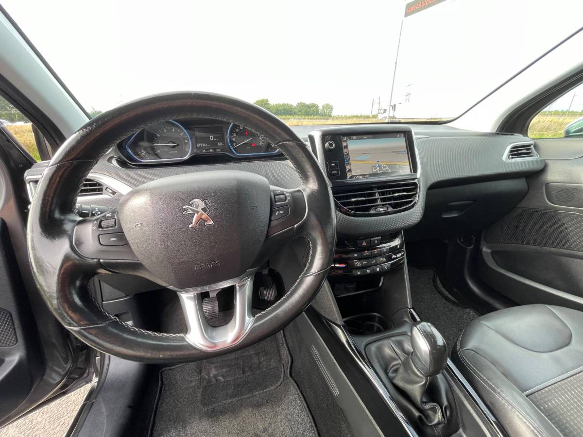 Peugeot 2008 Peugeot 2008 1.2 PureTech Active, Cruise, Pdc, Navi, Lmv, Half leder, Climate control, Goed oh, Mooie kmstand!