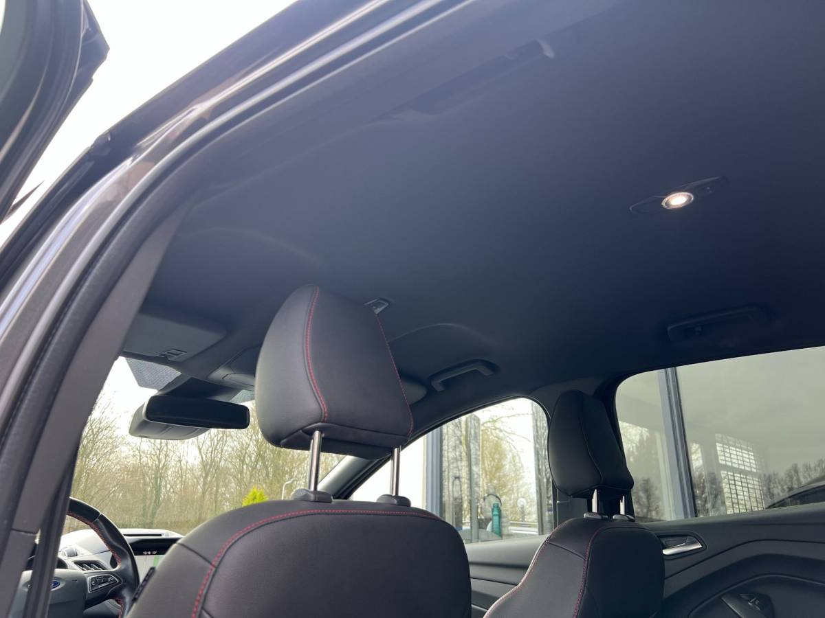 Ford Kuga Ford KUGA 2.0 ST Line 2018 AUTOMAAT 4WD CARPLAY CLIMA NAVI TREKHAAK