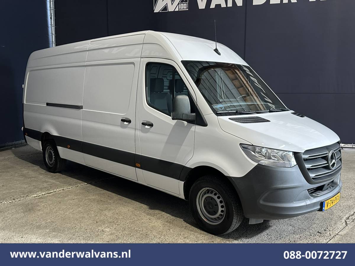 Mercedes-Benz Sprinter Mercedes-Benz Sprinter 317 CDI 170pk L3H2 Euro6 Airco | Camera | Apple Carplay | Android Auto Bijrijdersbank
