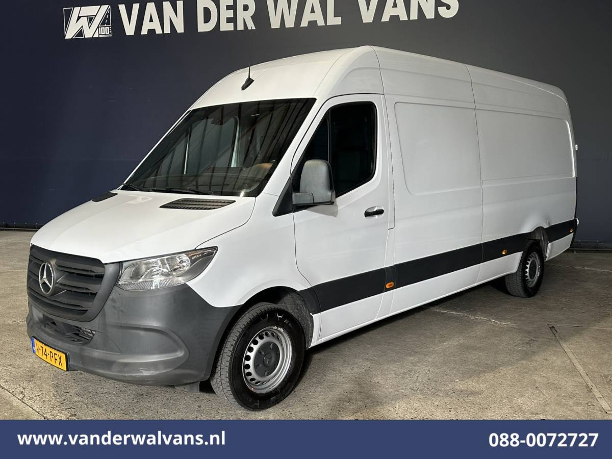 Mercedes-Benz Sprinter Mercedes-Benz Sprinter 317 CDI 170pk L3H2 Euro6 Airco | Camera | Apple Carplay | Android Auto Bijrijdersbank