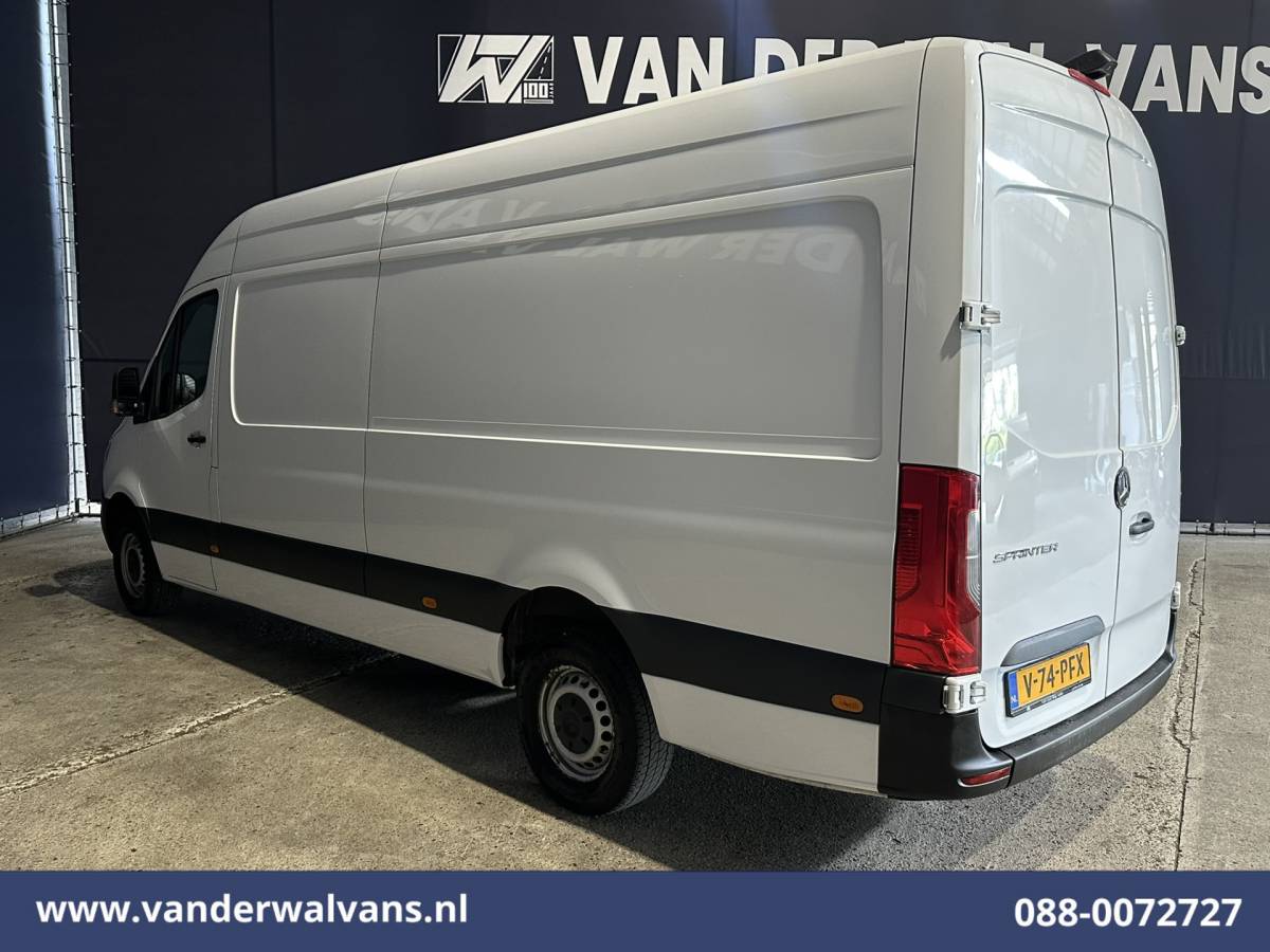 Mercedes-Benz Sprinter Mercedes-Benz Sprinter 317 CDI 170pk L3H2 Euro6 Airco | Camera | Apple Carplay | Android Auto Bijrijdersbank