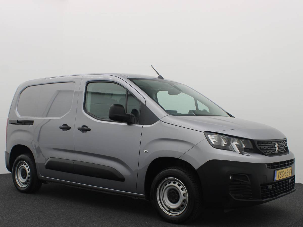 Peugeot Partner Peugeot Partner 1.5 BlueHDi 100 S&S L1 3 PERS / CARPLAY / NAVI / AIRCO / PDC / BLUETOOTH / CRUISE / NL-AUTO