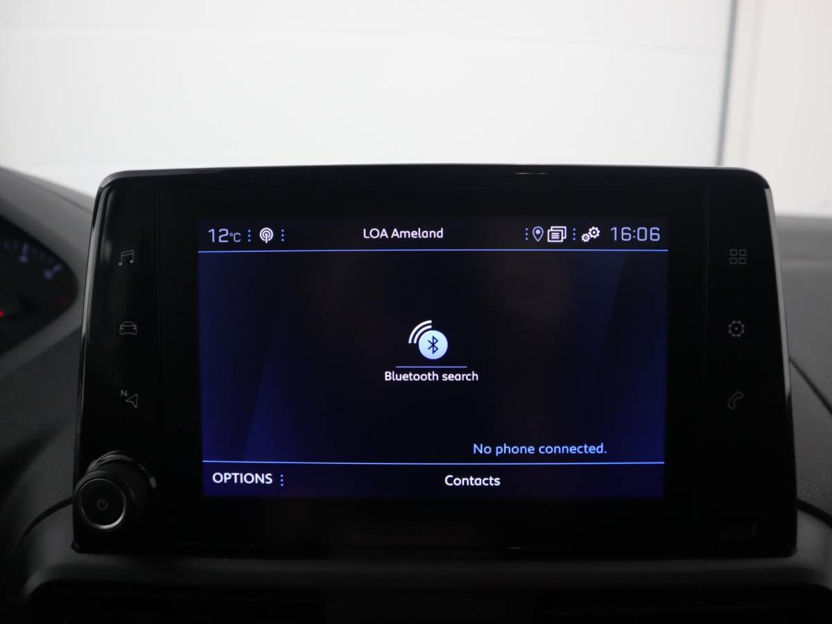 Peugeot Partner Peugeot Partner 1.5 BlueHDi 100 S&S L1 3 PERS / CARPLAY / NAVI / AIRCO / PDC / BLUETOOTH / CRUISE / NL-AUTO