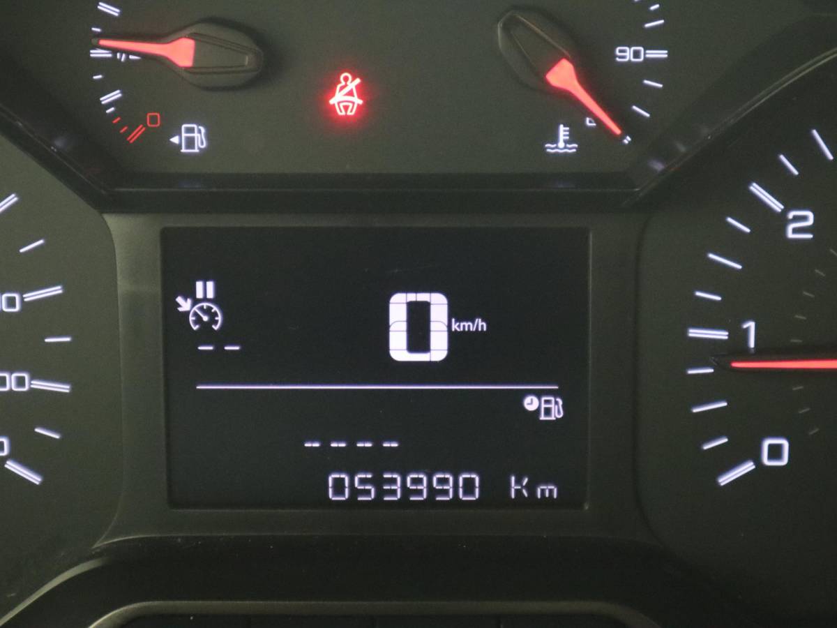 Peugeot Partner Peugeot Partner 1.5 BlueHDi 100 S&S L1 3 PERS / CARPLAY / NAVI / AIRCO / PDC / BLUETOOTH / CRUISE / NL-AUTO