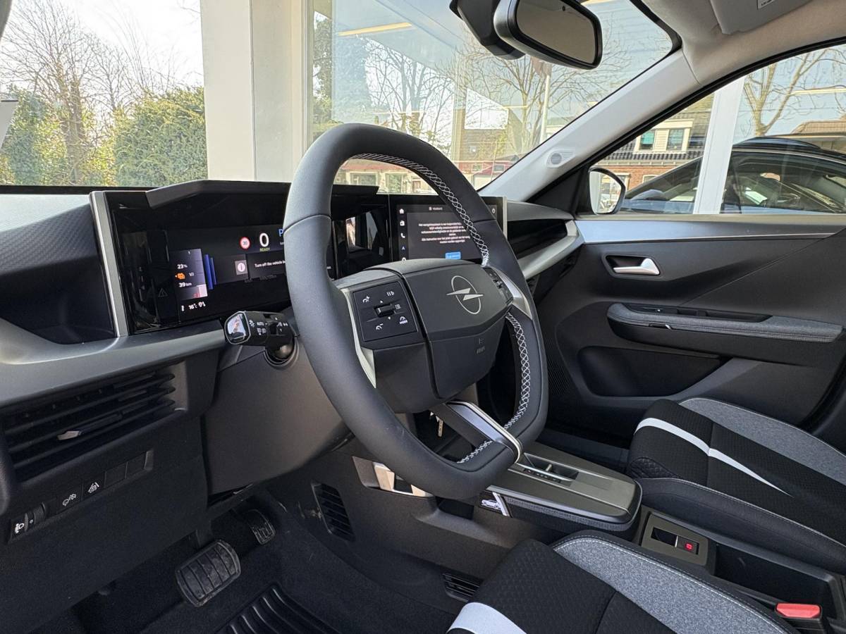 Opel Frontera Opel Frontera Electric GS 44 kWh € 5.600 DEMO VOORDEEL | NIEUW | 8 Jaar garantie | Voorruit & stoel- & stuurverwarming | Navigatie | Achteruitrijcamera